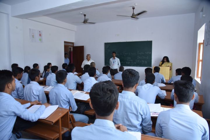  Classroom